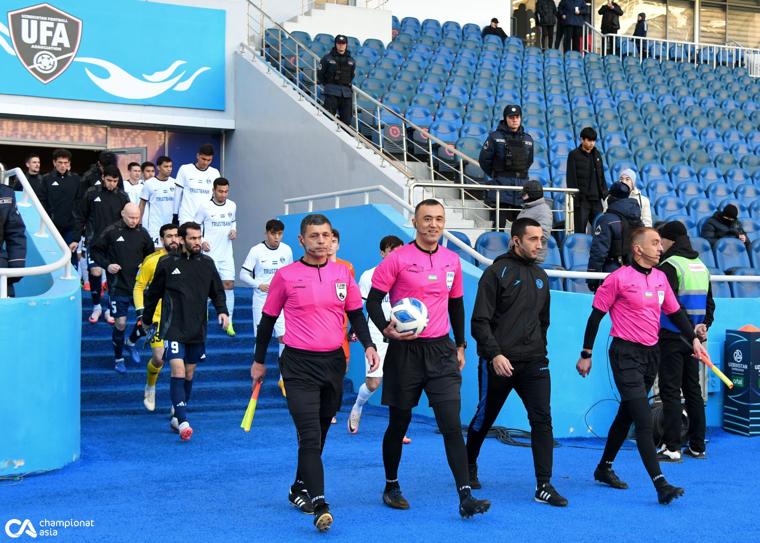 FOTOGALEREYA. Superliga. O&#039;tish o&#039;yini. &quot;Olimpik&quot; - &quot;Metallurg&quot; 1:2