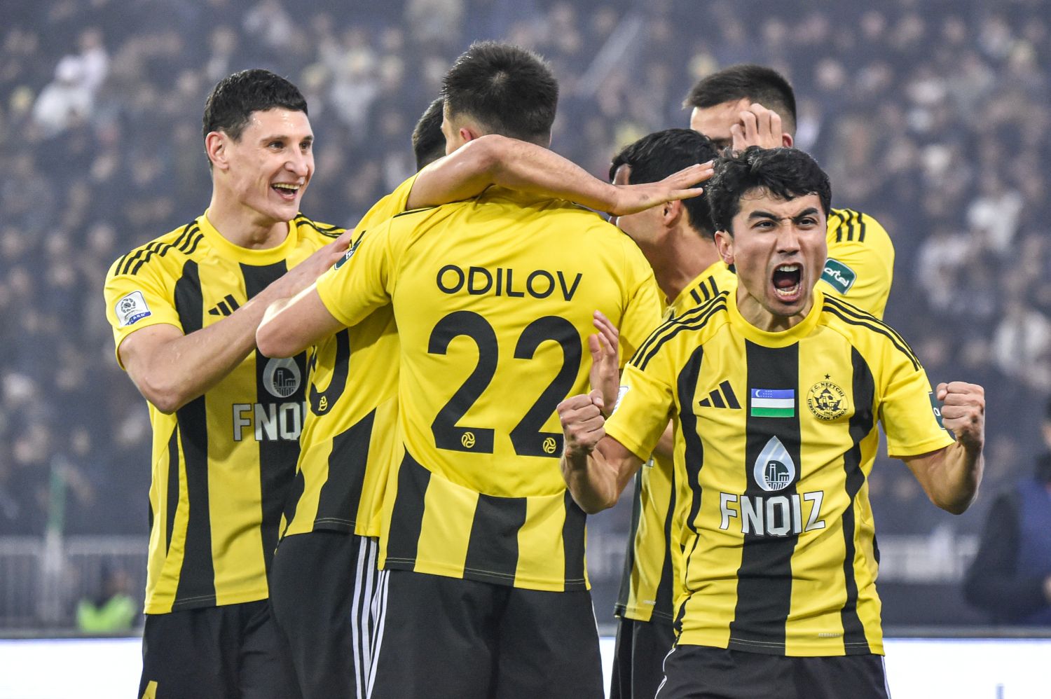 ФОТОГАЛЕРЕЯ. Суперлига. &quot;Нефтчи&quot; - &quot;Қизилқум&quot; 4:1