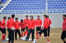 Lokomotiv barchani yangi futbolchilarni tanishtirish marosimiga taklif qiladi 