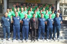 "Neftchi" yangi futbolchilarni tanishtirdi (fotogalereya)