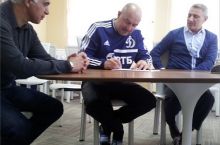 Черчесов подписал двухлетний контракт с московским "Динамо"