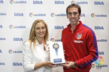  Godin - primeroning apreldagi eng yaxshi futbolchisi