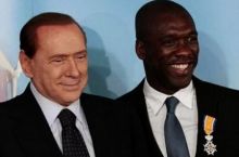 Silvio Berluskoni: "Zeedorf "Milan"ni boshqarishda davom etishi ehtimoli yuqori"