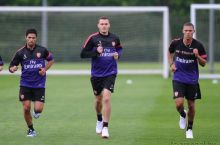 "Fiorentina" "Arsenal"dan Vermalen va Artetani sotib olmoqchi