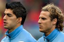 Diego Forlan Luis Suaresning sog'ayib ketishiga umid qilmoqda