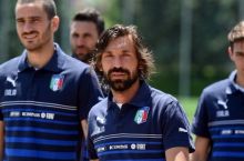 Pol Skoulz: "Pirlo - buyuk pleymeyker"