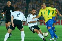 Jahon chempionatlarining rasmiy to'plari: Yaponiya-Janubiy Koreya-2002. (Fevernova)