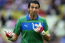 Muslera: "Buffon 36da, lekin 24 yoshdagidek o'ynamoqda"