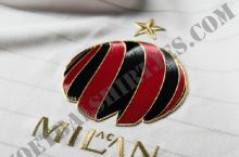 "Milan"ning kelasi yilgi formasida uch xil logotip bo'ladi