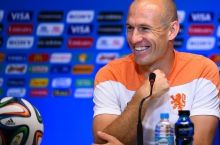 Арьен Роббен: "Финал с Испанией и матч группового турнира - несравнимы"