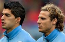 Diego Forlan: "Suares "Liverpul"da baxtli"