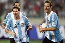 Lionel Messi: "Iguainni "Barselona"da ko'rishni istardim"