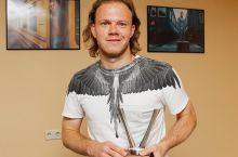 Vitaliy Denisov o'z sovrnini endi oldi