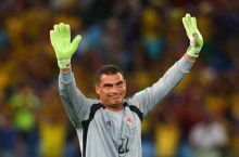 Afsonaviy Farid Mondragon faoliyatini yakunladi