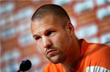 Ron Vlaar Argentinaga qarshi o'ynay olmasligi mumkin