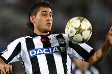"Yuventus" "Udineze" futbolchisi Roberto Pereyrani ijaraga olmoqchi