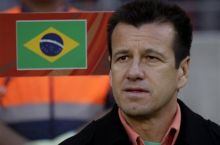 Dunga – Barziliya terma jamoasi bosh murabbiyi bo'lishga asosiy davogar