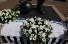 “Nyukasl” rasmiy sayti “Malaysian Airline” layneri aviahalokatida o'zining ikki muxlisi olamdan o'tganini elon qildi