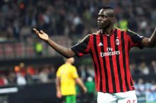 "Milan" Balotellini sotib, Lavessini olmoqchi