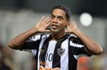 Ronaldino "Atletiko Mineyro"ni tark etmoqchi