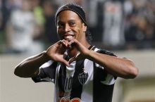 Ronaldino Atletiko Mineyroni tark etdi