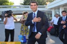 Ravshan Ermatovga atalgan sher (Iqbol Mirzo)