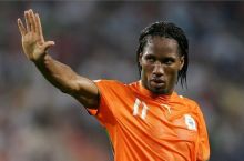 Drogba terma jamoadagi faoliyatini yakunlaganini malum qildi