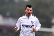 Medel rasman "Inter" futbolchisiga aylandi va birinchi mashg'ulotini o'tkazdi