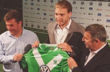 Bendtner "Volfsburg"ga tekinga o'tdi