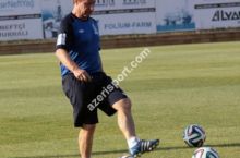 Berti Fogts: "Futbolchilarimni OAV orqali tanqid qilmayman"