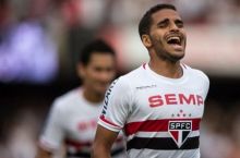 "Barselona" Duglas Pereyra bilan 5 yillik shartnoma imzolaydi