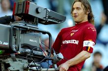 Totti 42 yoshgacha futbol o'ynamoqchi