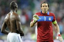Buffon: Biz 70 yoshda emasmiz, Balotelliga qanday yashashni o'rgatmaylik