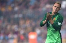 Barselona o'z tarixida ilk bor mavsumni to'rtta quruq g'alaba bilan boshladi