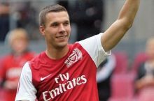 Lukas Podolski "Arsenal"dan ketishni istamoqda
