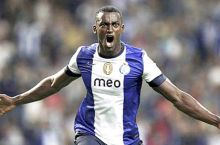"Tottenxem" Jekson Martinesga qiziqmoqda
