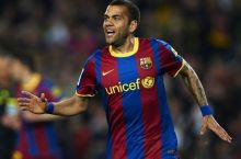 Dani Alves "Manchester Siti"ga o'tmoqchi