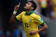 Jil: "Neymar Messidan kuchliroq"