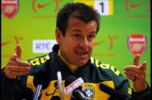 Dunga: "Neymar terma jamoaning yangi etakchisi"