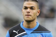 "Napoli" Ben Arfani o'z safiga qo'shib olmoqchi