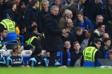 Mourinyu "CHelsi" muxlislaridan uzr so'radi