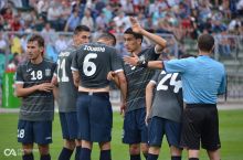 Oliy liga-2014 yakunlari. Futbolchilari umuman qizil olmagan "Olmaliq" haqida
