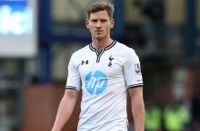 Yan Vertongen "Tottenxem" bilan kelishuvni uzaytiradi