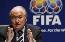 Platini: "FIFA prezidentligi uchun saylovda na Blatterni va na SHampanyani qo'llab-quvvatlayman"