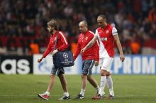 Berbatov jarohat tufayli "Marsel"ga qarshi o'yinni o'tkazib yuboradi