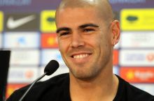 "Manchester Yunayted" Valdes bilan shartnoma imzolashga shoshilmayapti