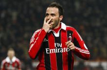 Paccini "Milan"dan ketmoqchi