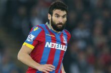Mayl Edinak - 2014 yilda Avstraliyaning eng yaxshi futbolchisi