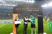 Buffon A Seriyaning dekabr oyidagi eng yaxshi futbolchisi