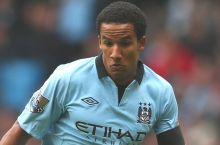 "Aston Villa" Sinkleyrni nishonga olgan